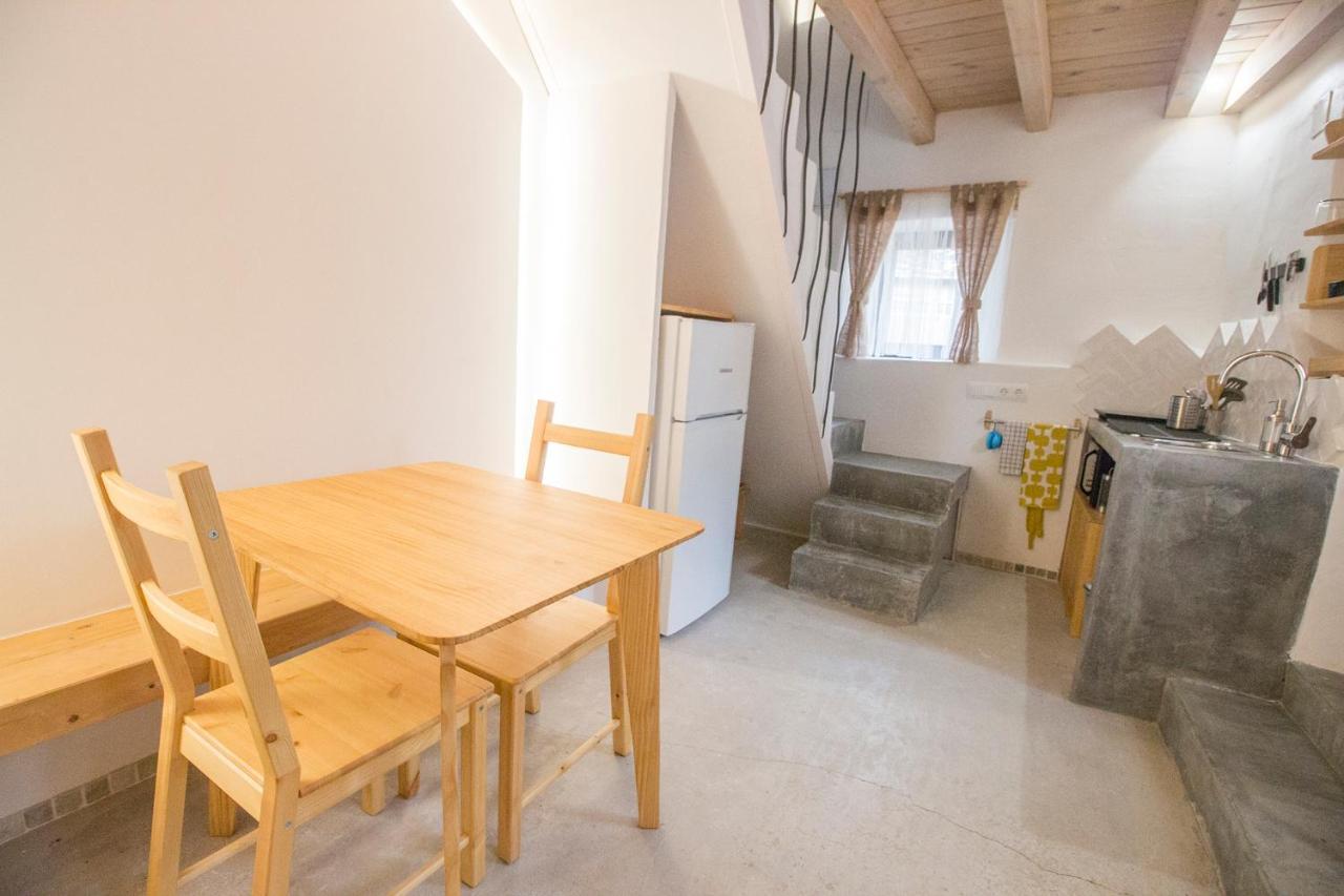 El Pequeno Pajar Apartment Majaelrayo Ngoại thất bức ảnh