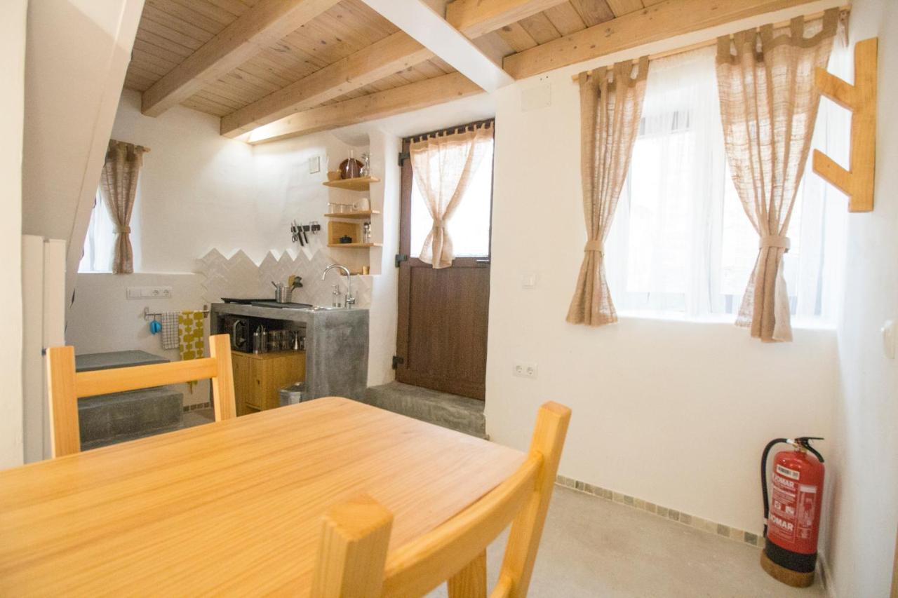 El Pequeno Pajar Apartment Majaelrayo Ngoại thất bức ảnh