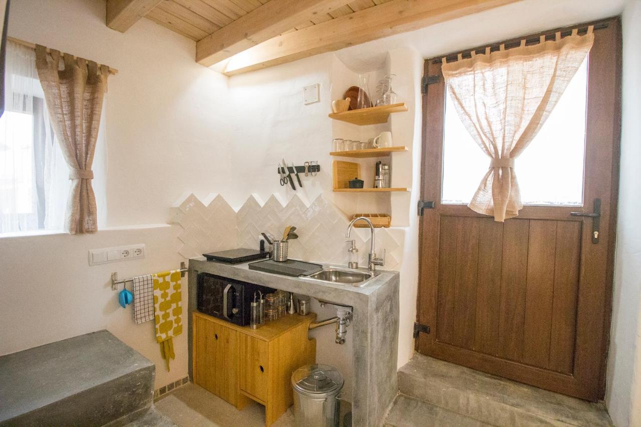 El Pequeno Pajar Apartment Majaelrayo Ngoại thất bức ảnh