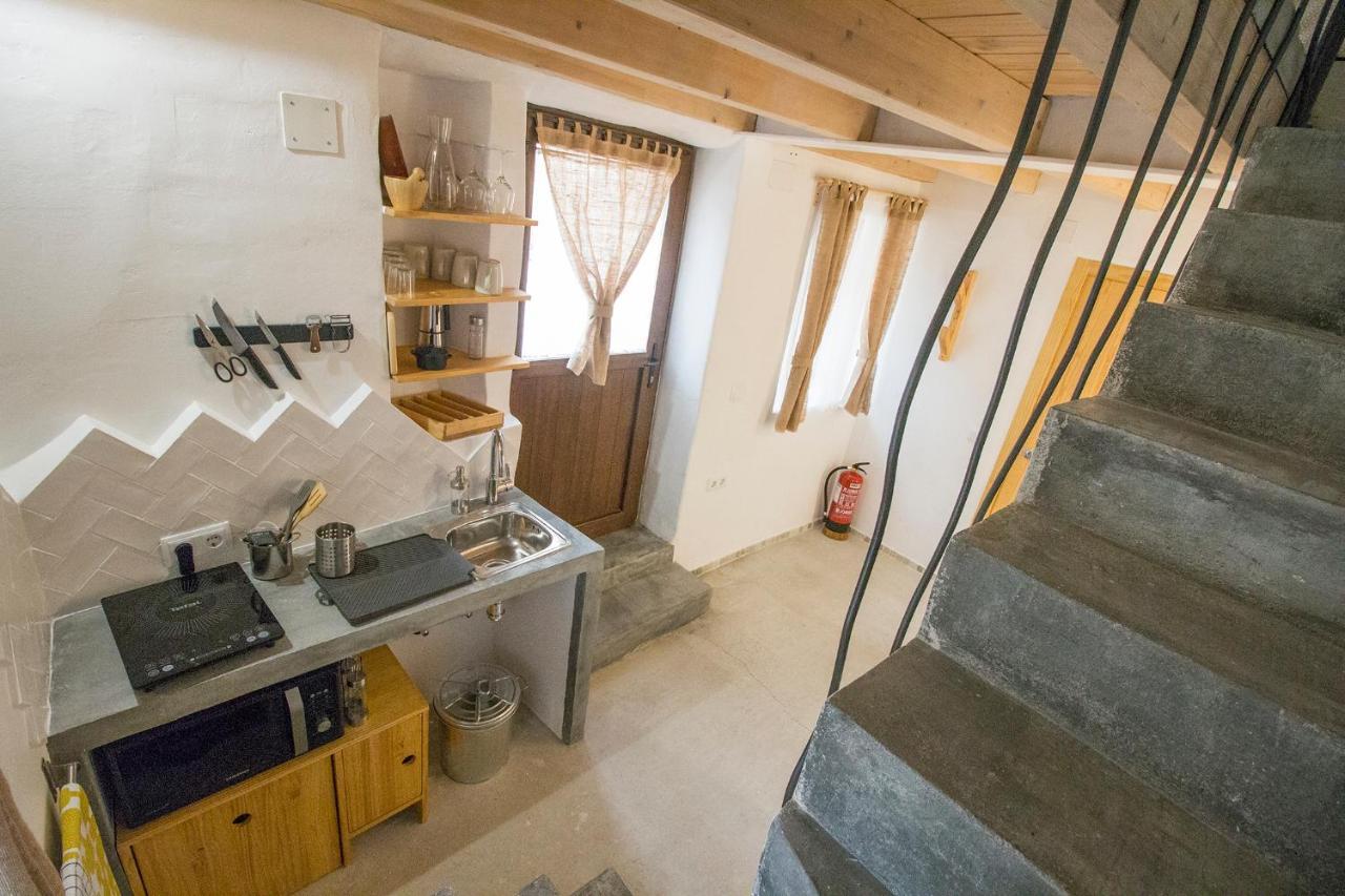 El Pequeno Pajar Apartment Majaelrayo Ngoại thất bức ảnh